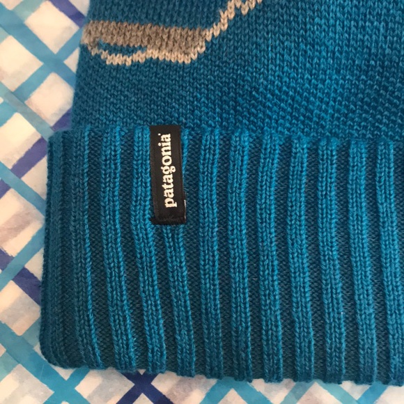 Brand New Patagonia Powder Town Beanie Pom Hat - Picture 2 of 11
